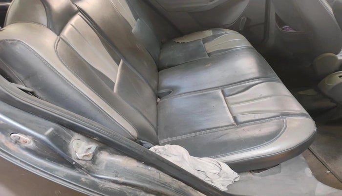 2010 Tata Indica Vista TERRA TDI, Diesel, Manual, 1,39,234 km, interior