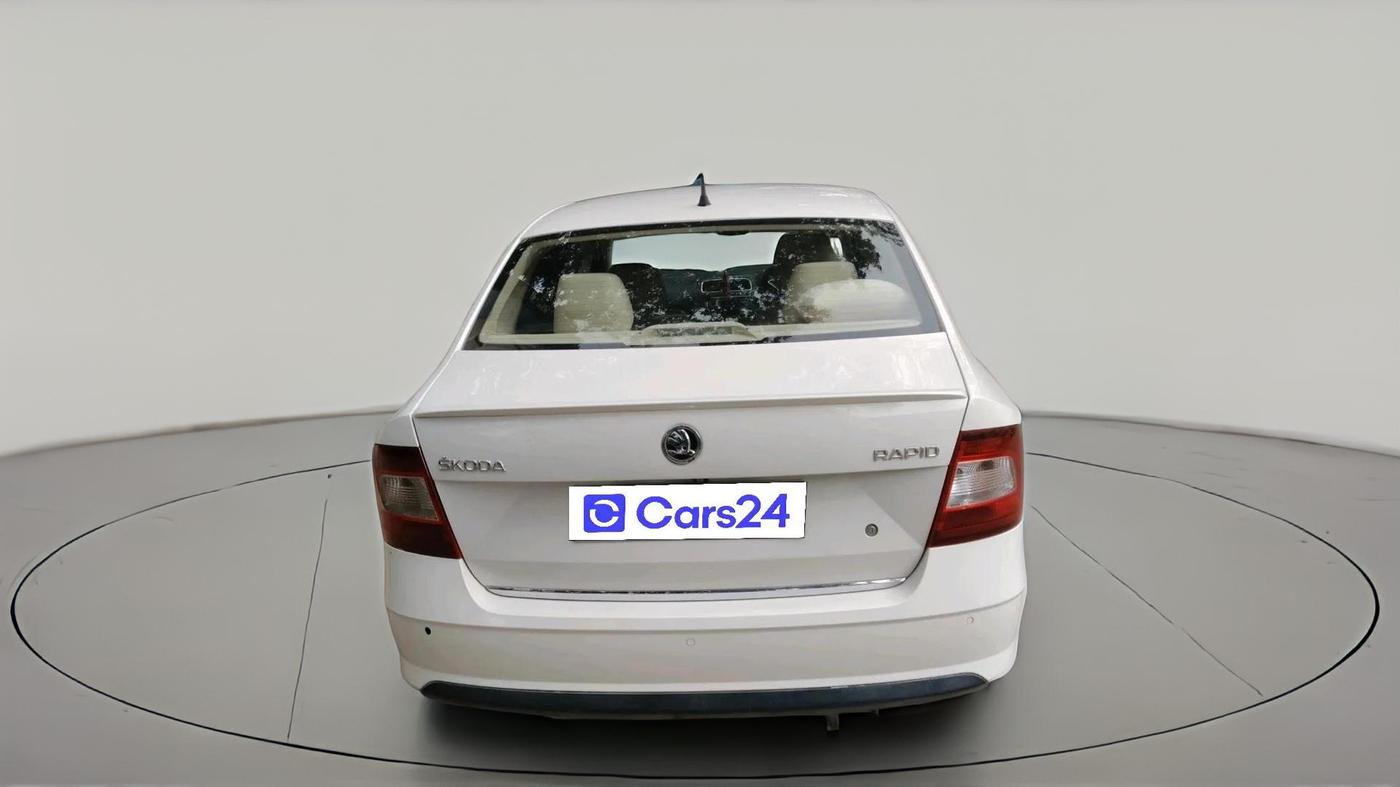 2018 Skoda Rapid STYLE 1.6 MPI, Petrol, Manual, 1,02,228 km, exterior