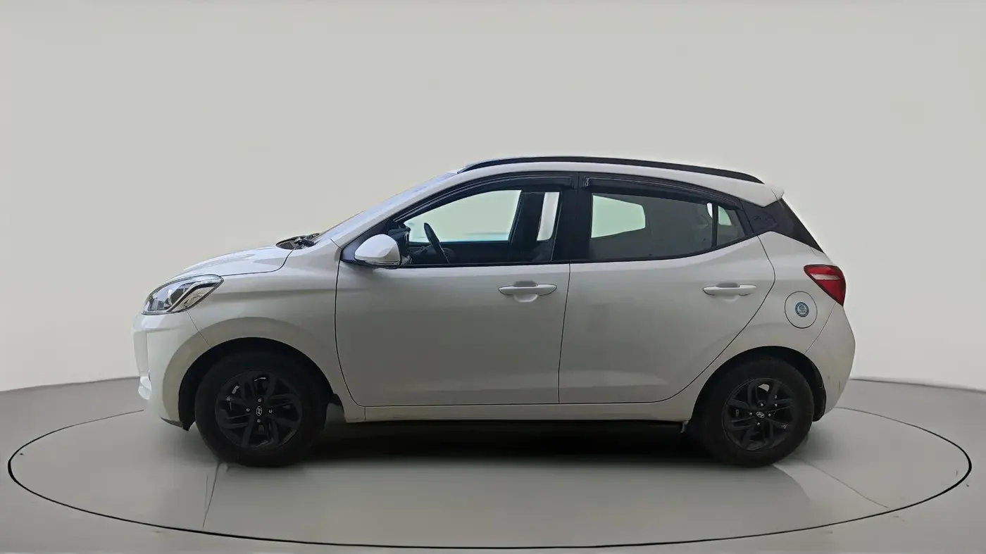 2022 Hyundai GRAND I10 NIOS SPORTZ AMT 1.2 KAPPA VTVT, Petrol, Automatic, 69,549 km, exterior