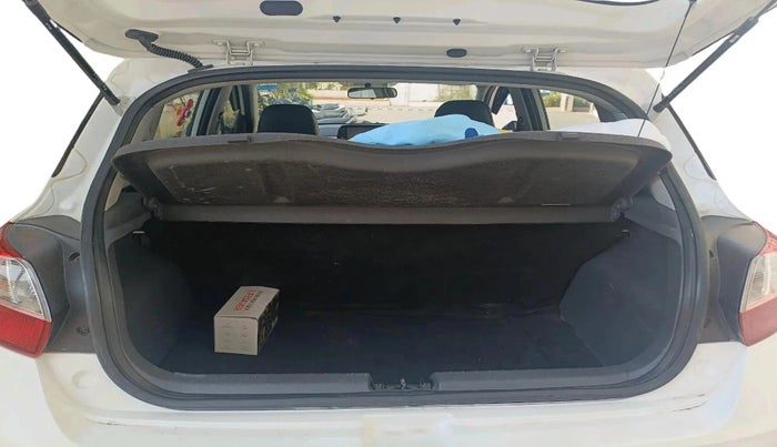 2022 Hyundai GRAND I10 NIOS SPORTZ AMT 1.2 KAPPA VTVT, Petrol, Automatic, 69,549 km, exterior