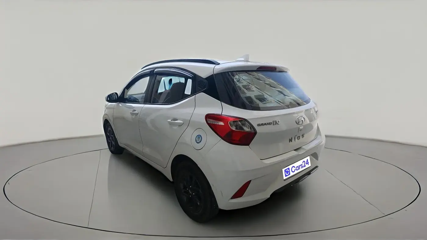 2022 Hyundai GRAND I10 NIOS SPORTZ AMT 1.2 KAPPA VTVT, Petrol, Automatic, 69,549 km, exterior