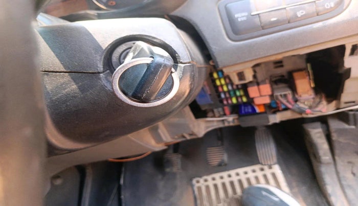 2010 Fiat Grand Punto ACTIVE 1.3, Diesel, Manual, 1,79,846 km, interior