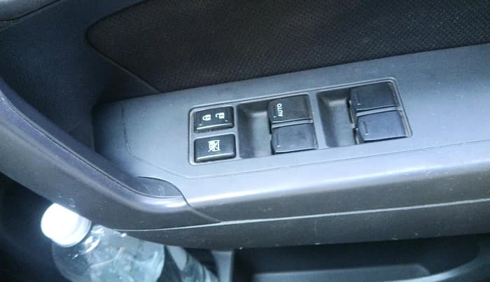 2016 Maruti Vitara Brezza VDI, Diesel, Manual, 93,691 km, interior