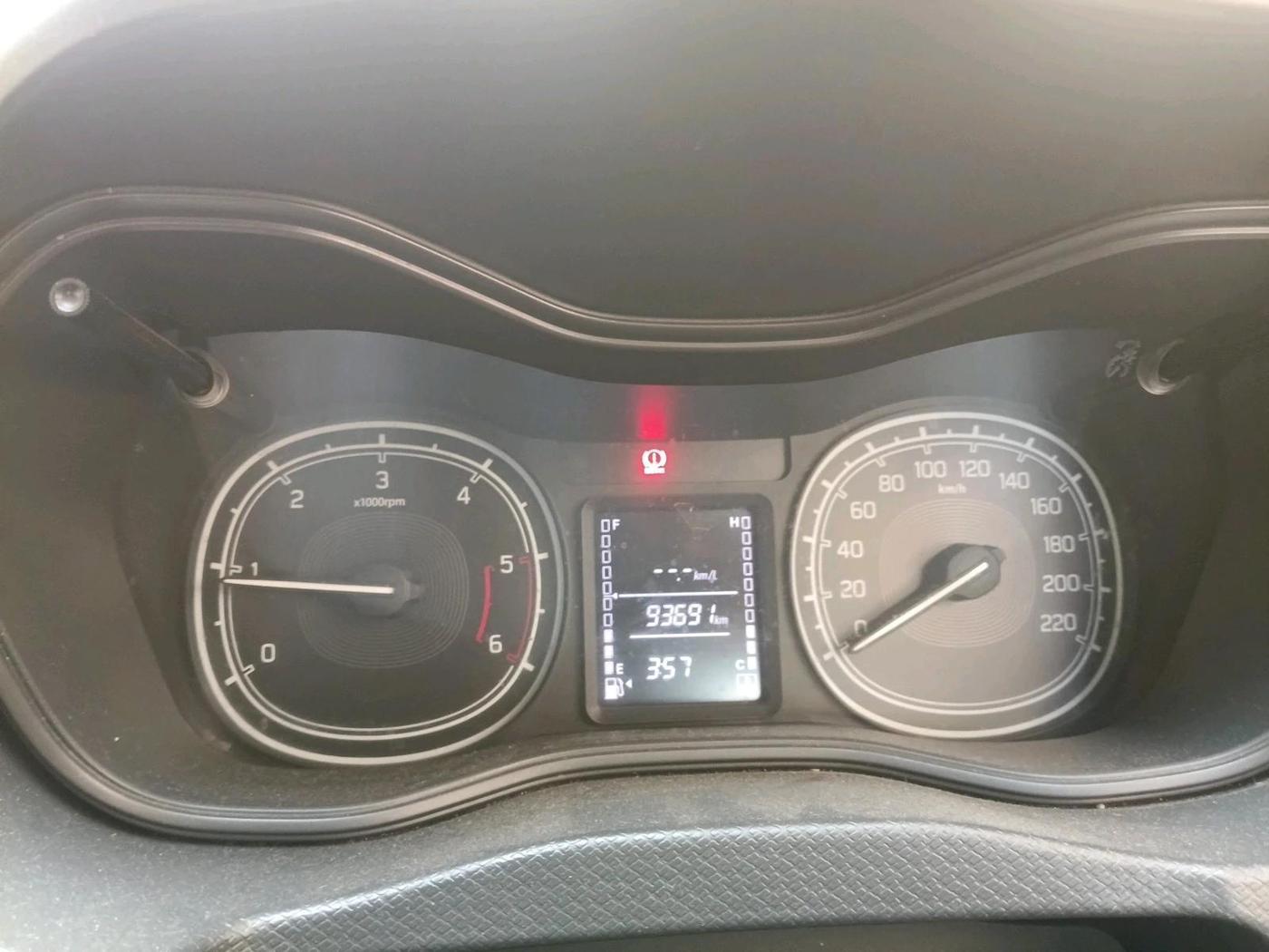 2016 Maruti Vitara Brezza VDI, Diesel, Manual, 93,691 km, interior