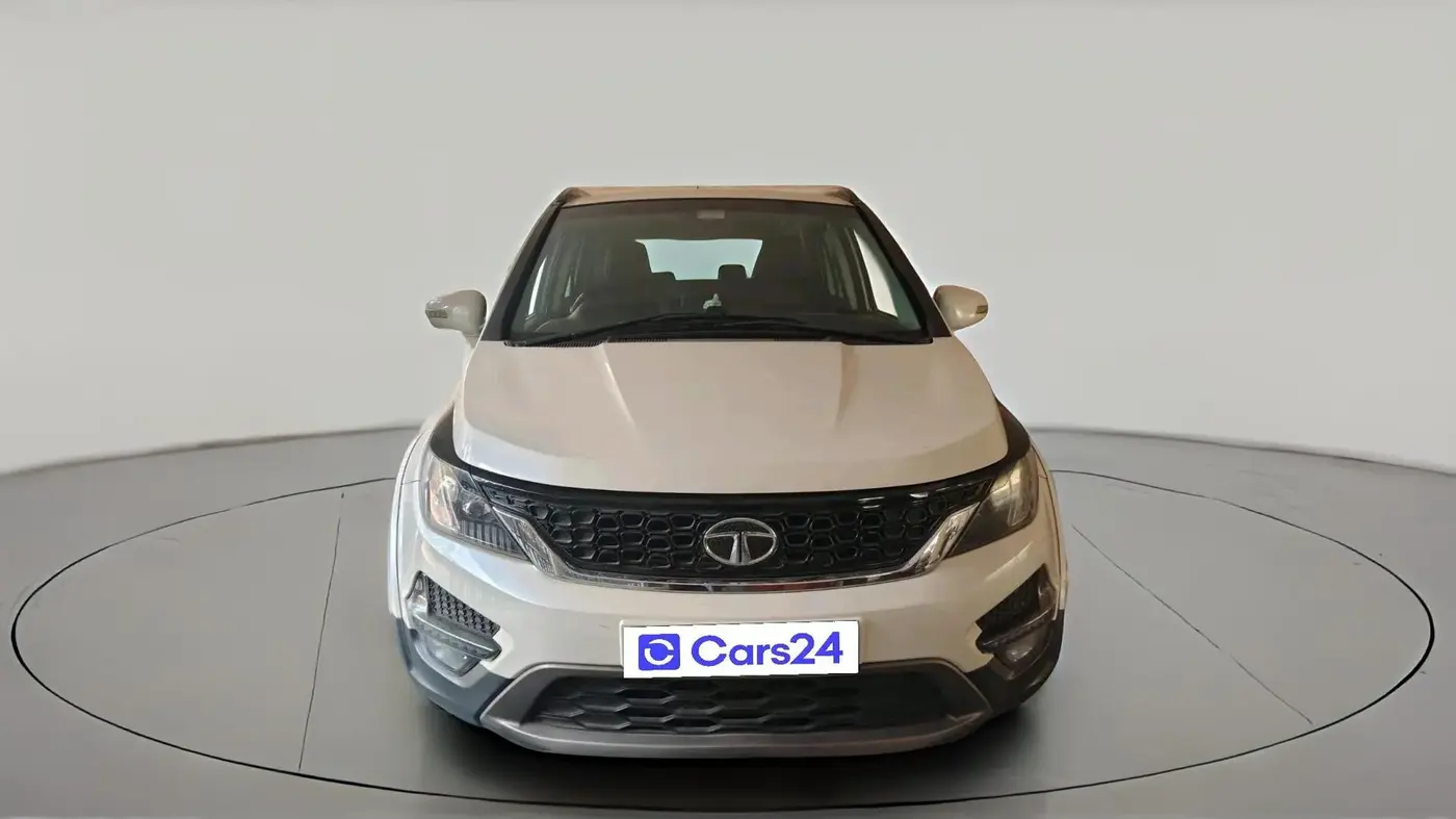 2017 Tata Hexa XT 4X2 7 STR, Diesel, Manual, 86,309 km, exterior