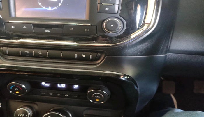 2017 Tata Hexa XT 4X2 7 STR, Diesel, Manual, 86,309 km, interior