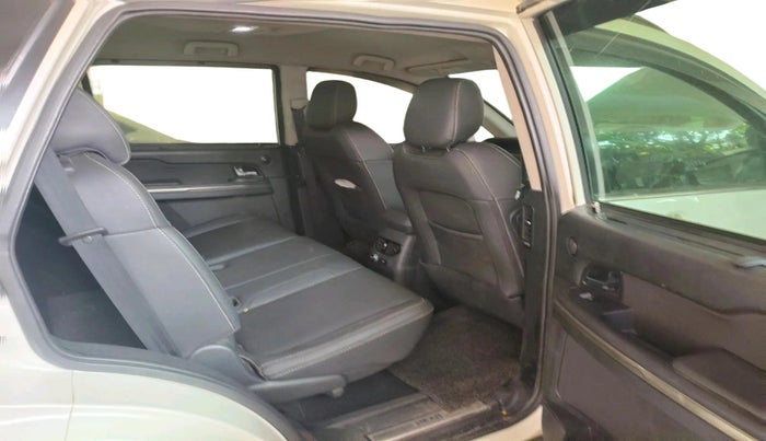 2017 Tata Hexa XT 4X2 7 STR, Diesel, Manual, 86,309 km, interior