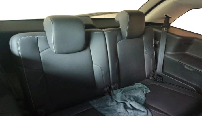 2017 Tata Hexa XT 4X2 7 STR, Diesel, Manual, 86,309 km, interior