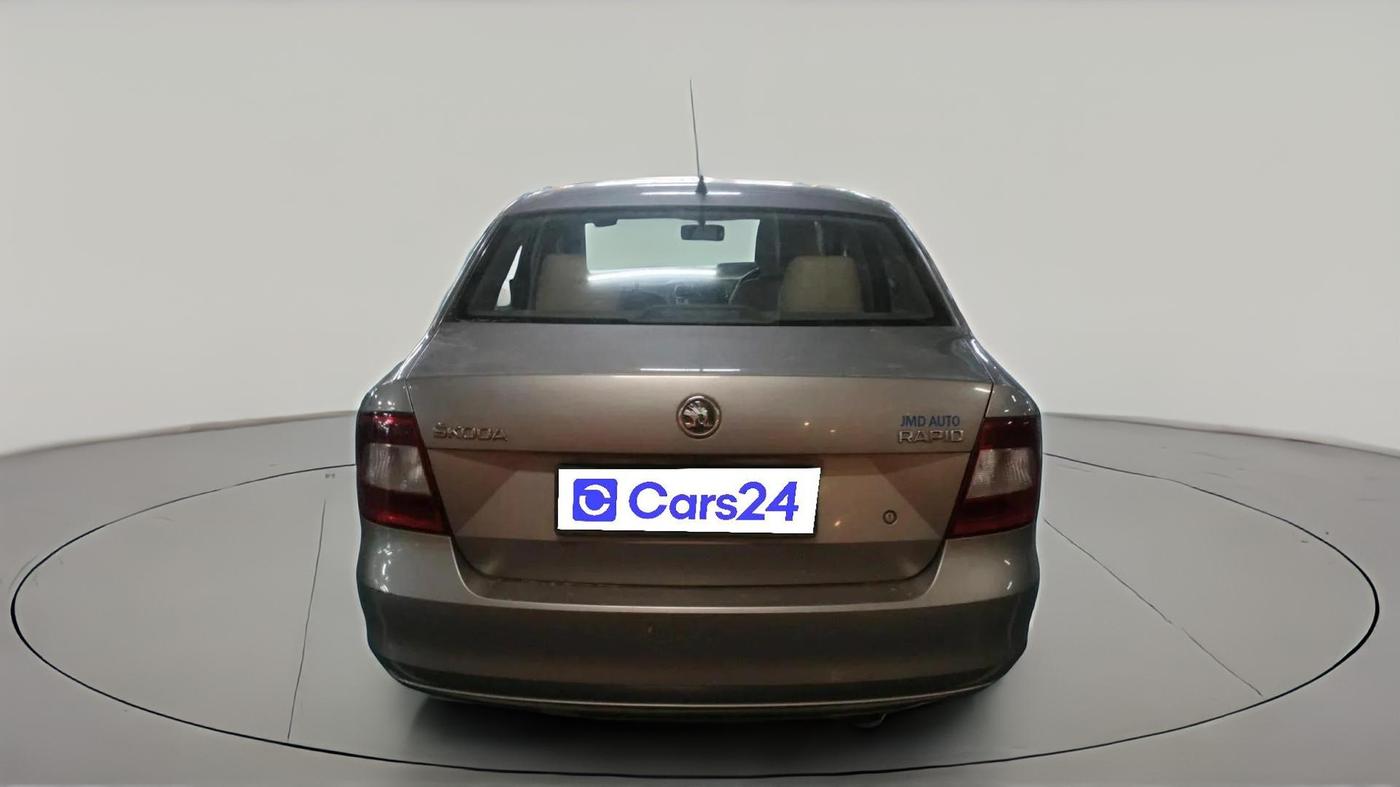 2016 Skoda Rapid AMBITION 1.6 MPI MT, Petrol, Manual, 79,805 km, exterior