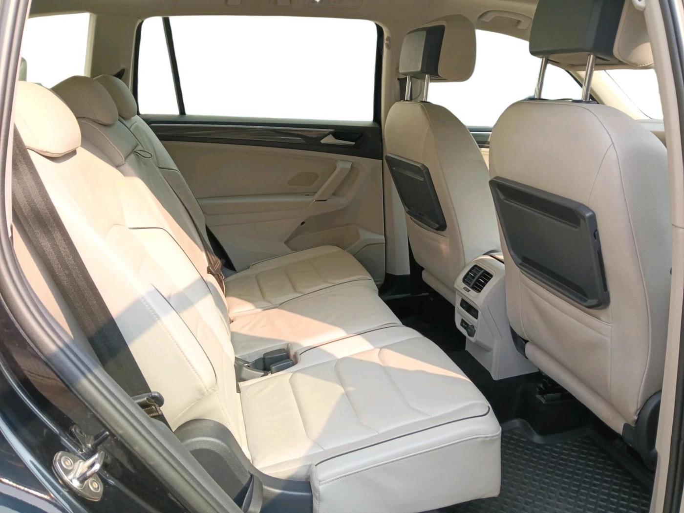 2019 Volkswagen TIGUAN ALL SPACE 2.0 TSI, Petrol, Automatic, 1,70,000 km, interior
