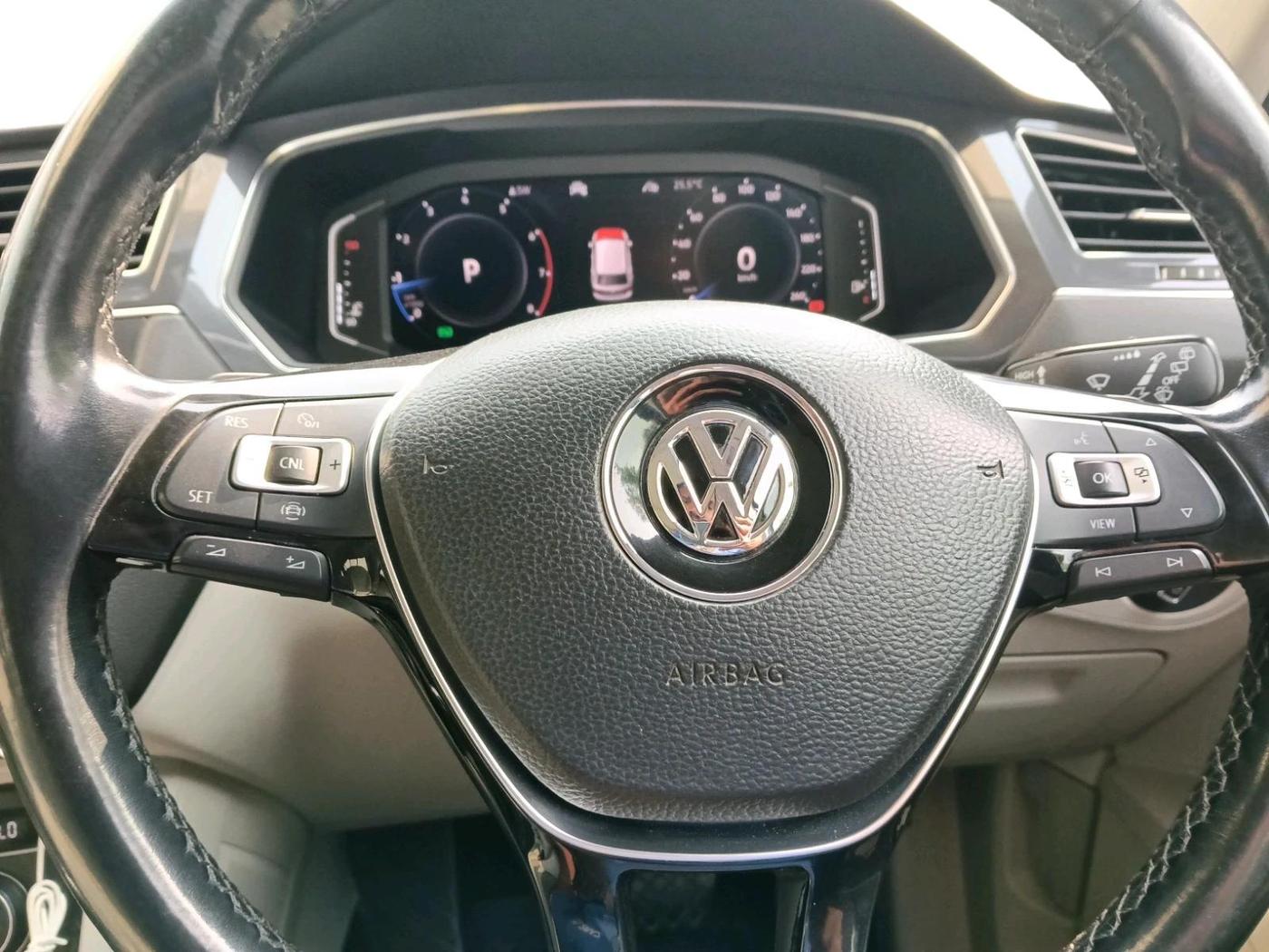 2019 Volkswagen TIGUAN ALL SPACE 2.0 TSI, Petrol, Automatic, 1,70,000 km, interior