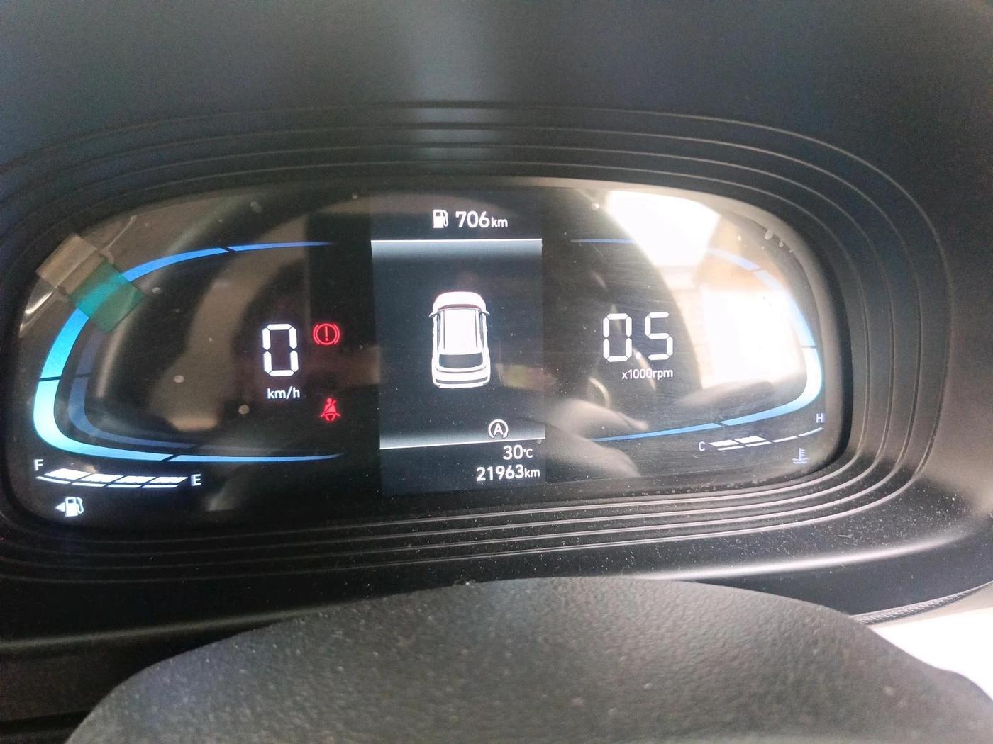 2023 Hyundai VENUE S(O) 1.2, Petrol, Manual, 21,963 km, interior