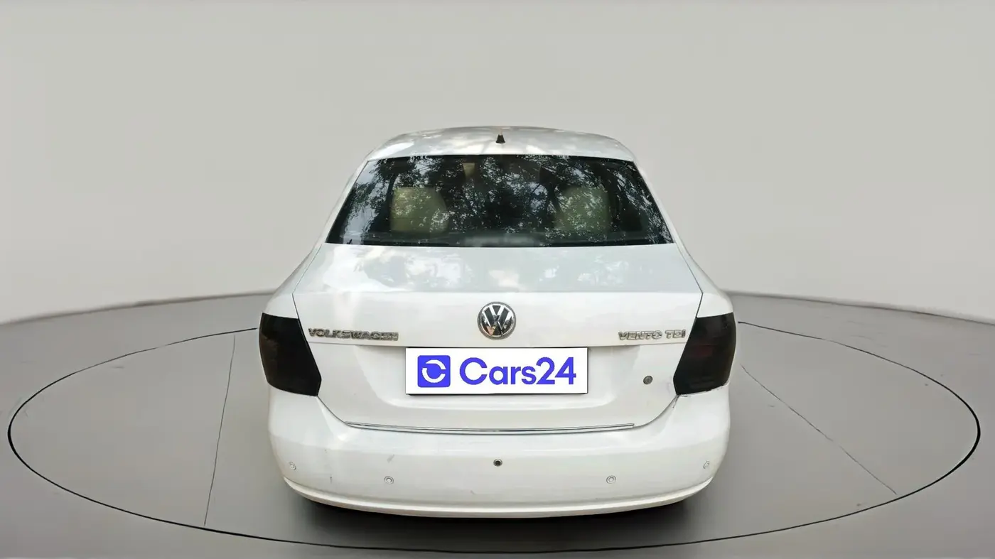 2011 Volkswagen Vento HIGHLINE DIESEL 1.6, Diesel, Manual, 1,06,141 km, exterior