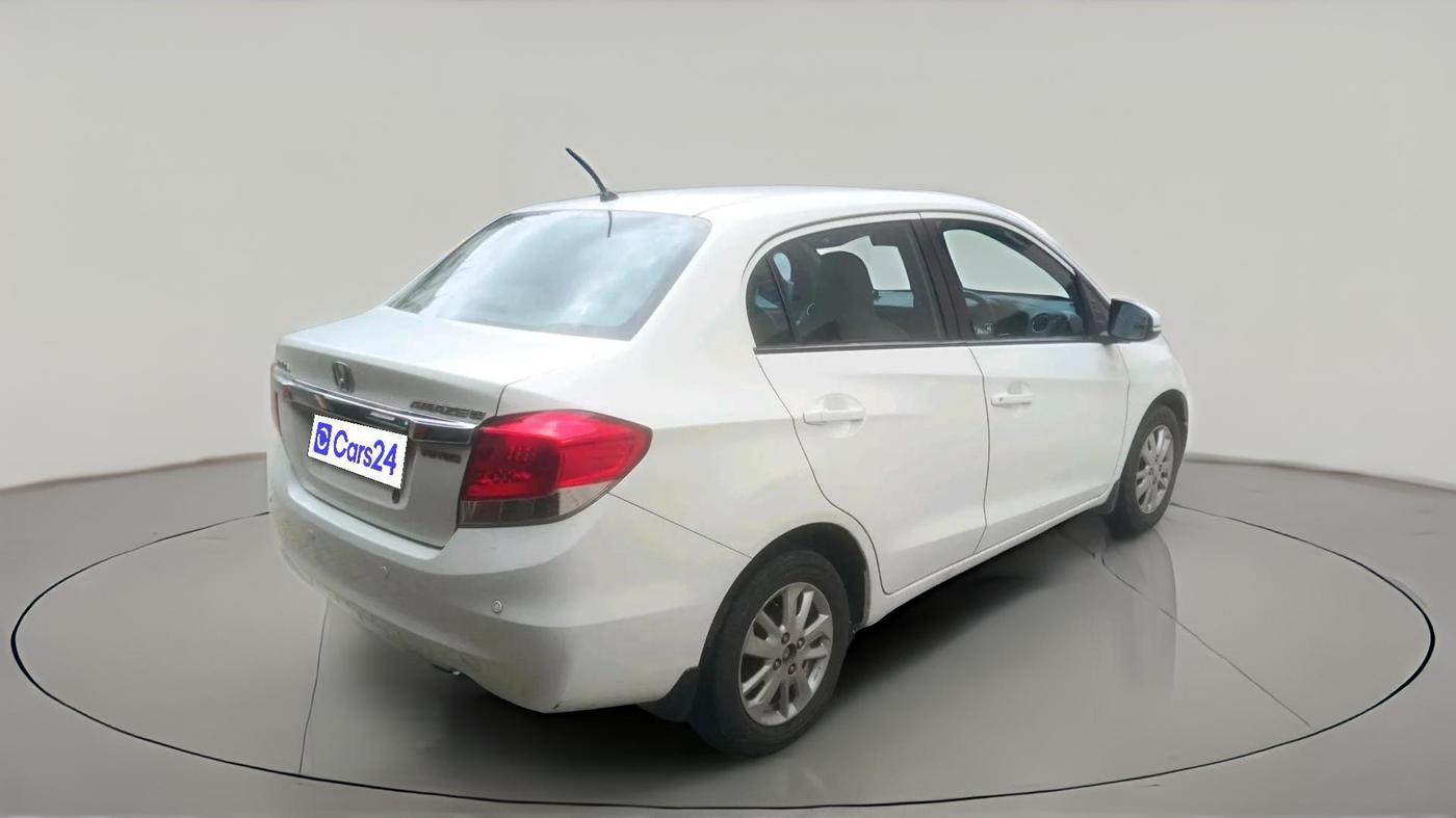 2015 Honda Amaze 1.5L I-DTEC VX, Diesel, Manual, 1,57,240 km, exterior
