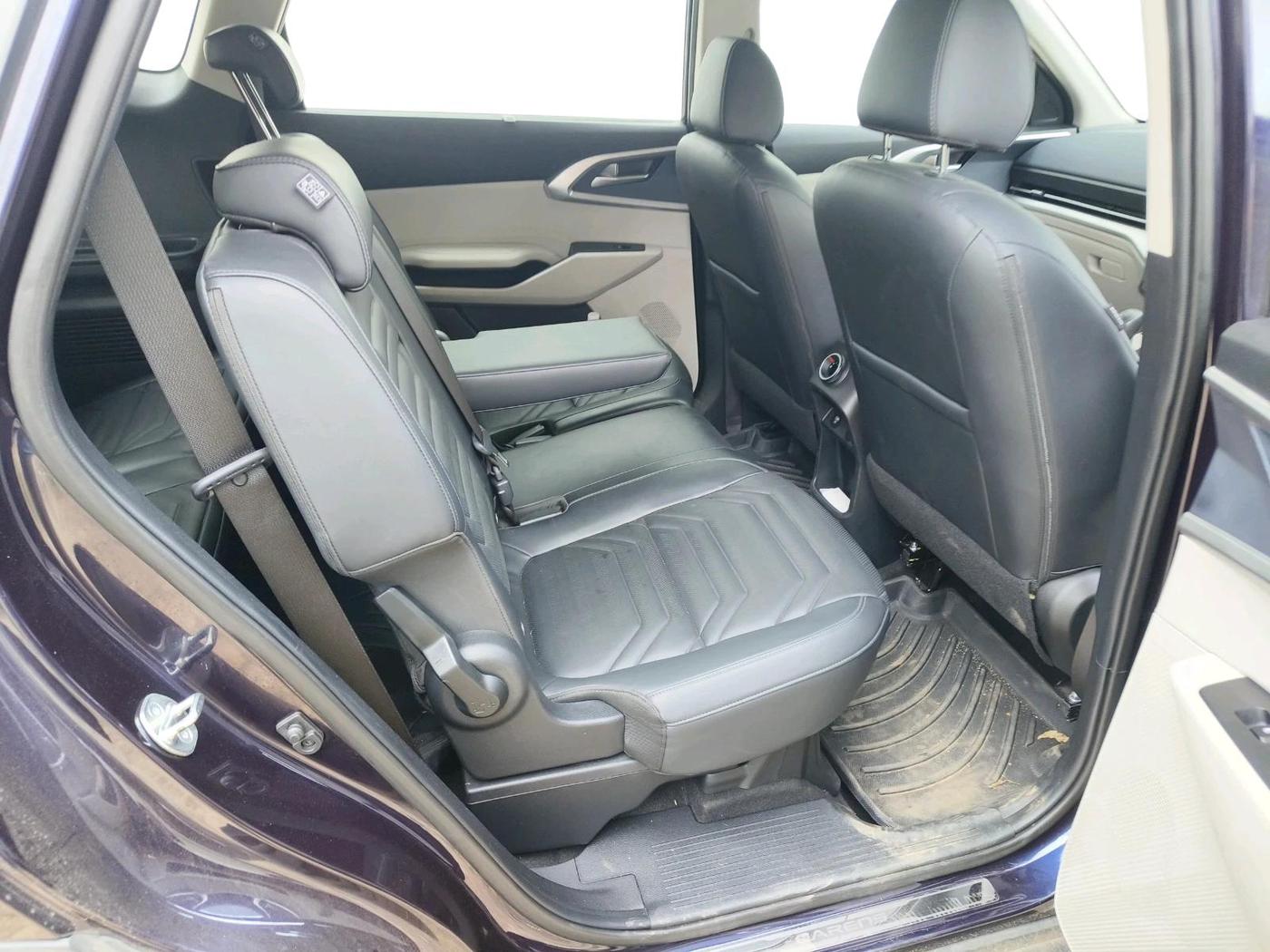 2024 KIA CARENS Gravity 1.5 Petrol MT, Petrol, Manual, 7,210 km, interior
