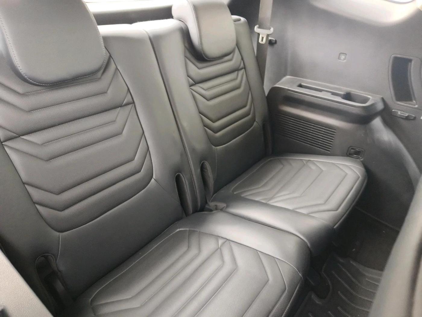 2024 KIA CARENS Gravity 1.5 Petrol MT, Petrol, Manual, 7,210 km, interior