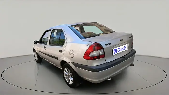 2003 Ford Ikon 1.3 FLAIR PETROL, Petrol, Manual, 98,640 km, exterior
