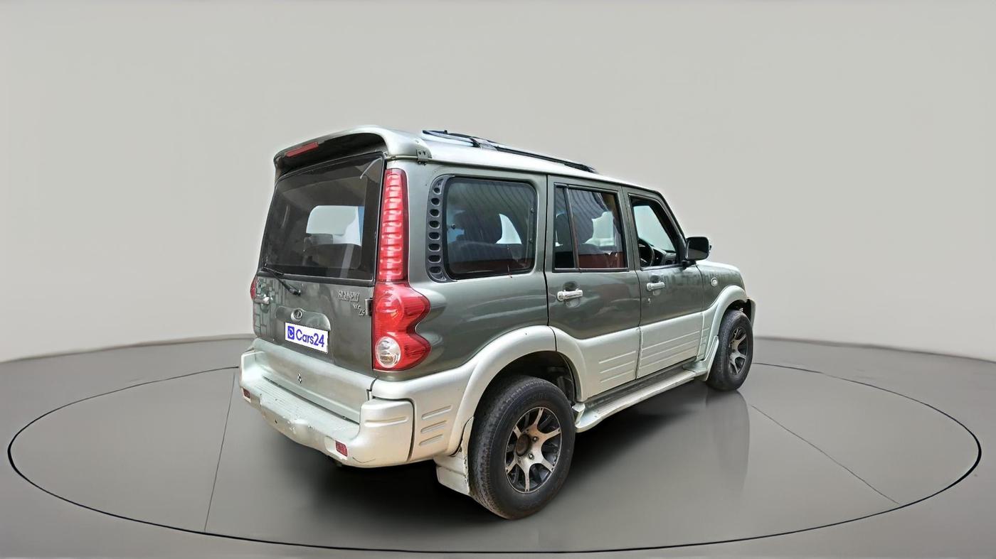 2008 Mahindra Scorpio SLE 2.6 CRDE, Diesel, Manual, 1,29,483 km, exterior