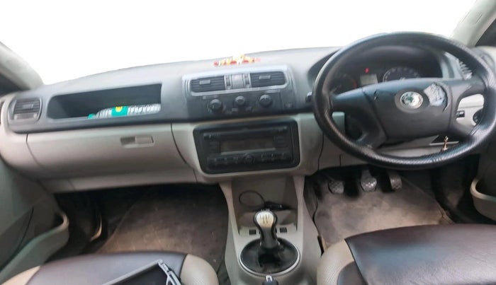 2008 Skoda Fabia AMBIENTE 1.2 MPI, Petrol, Manual, 93,989 km, interior