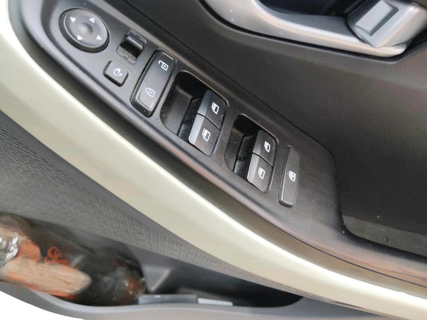 2024 Hyundai Creta S (O) 1.5 PETROL, Petrol, Manual, 15,537 km, interior
