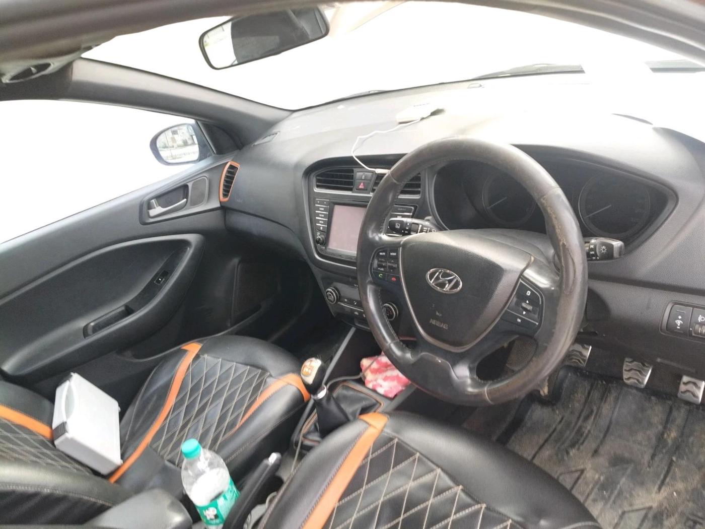 2016 Hyundai i20 Active 1.2 SX, Petrol, Manual, 68,745 km, interior