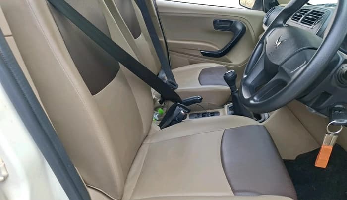 2025 Mahindra BOLERO NEO N 4, Diesel, Manual, 11,635 km, interior