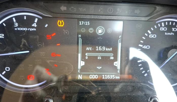 2025 Mahindra BOLERO NEO N 4, Diesel, Manual, 11,635 km, interior
