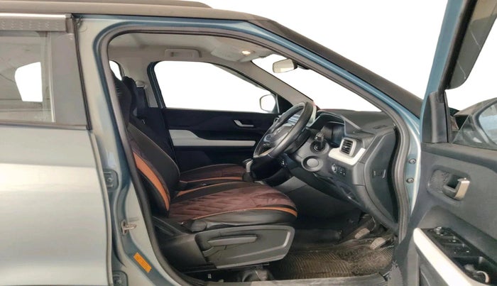 2023 Tata PUNCH CREATIVE  MT, Petrol, Manual, 23,726 km, interior