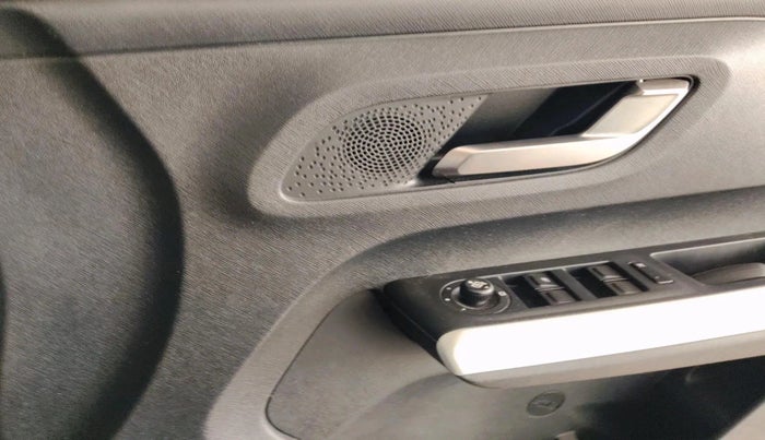 2023 Tata PUNCH CREATIVE  MT, Petrol, Manual, 23,726 km, interior