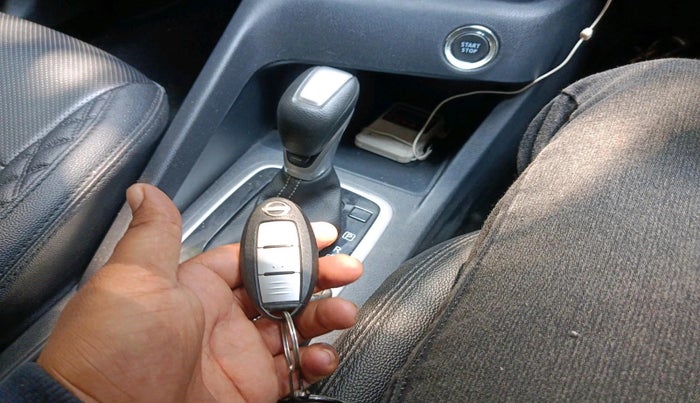 2022 Nissan MAGNITE XV PREMIUM TURBO CVT, Petrol, Automatic, 25,732 km, interior