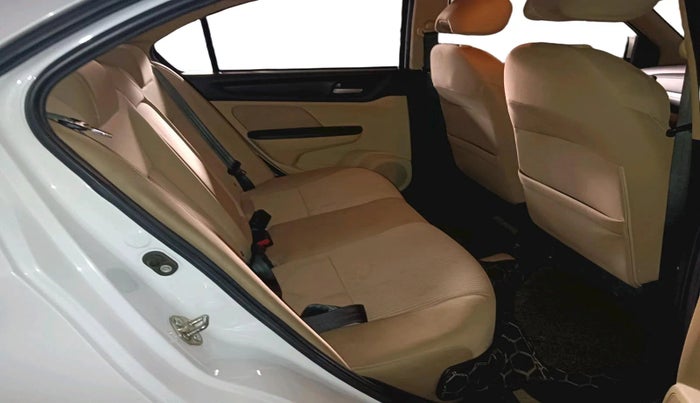 2023 Honda Amaze 1.2L I-VTEC VX CVT, Petrol, Automatic, 20,638 km, interior