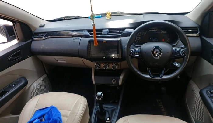 2022 Renault TRIBER RXT, Petrol, Manual, 54,017 km, interior