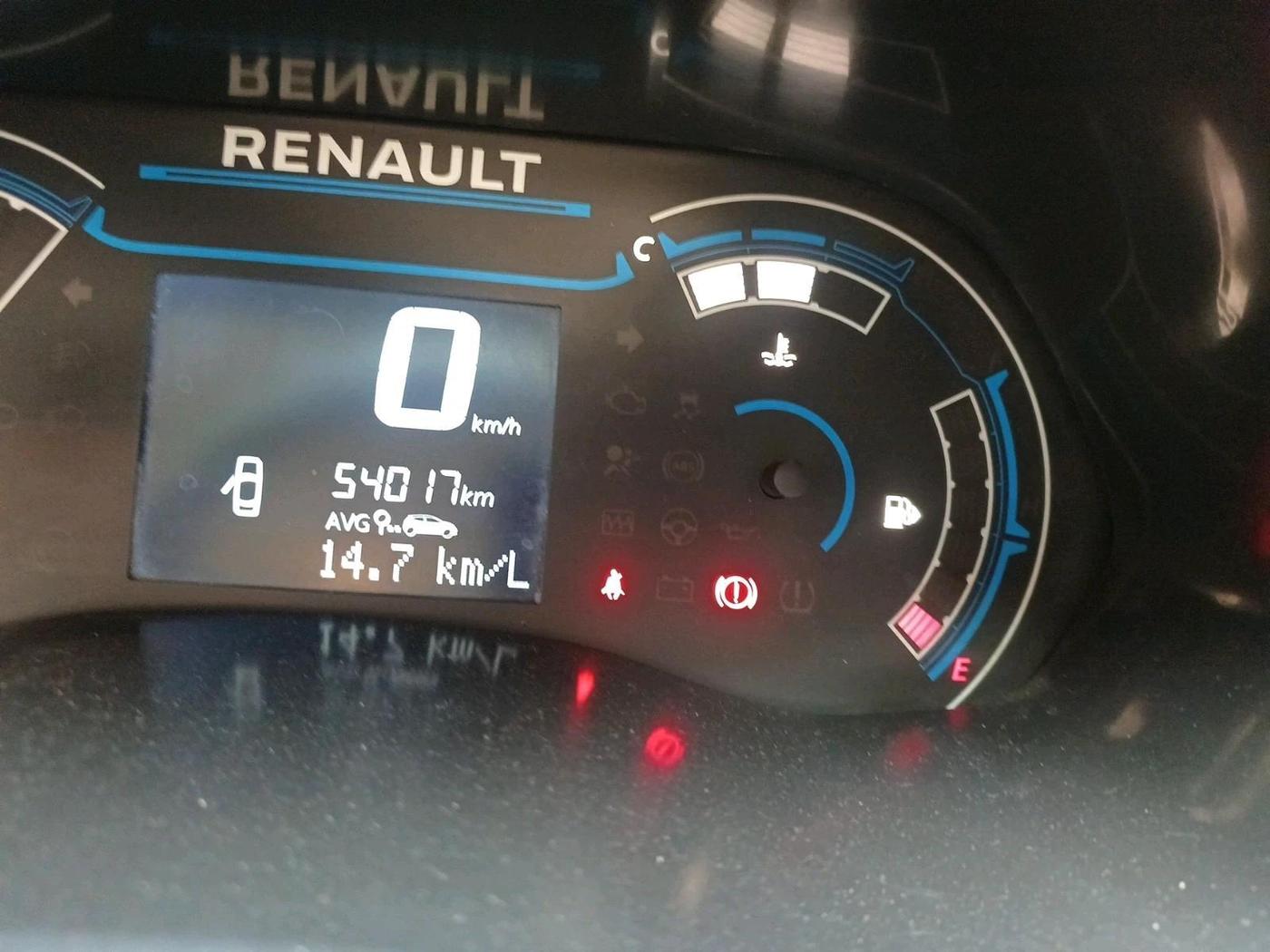 2022 Renault TRIBER RXT, Petrol, Manual, 54,017 km, interior