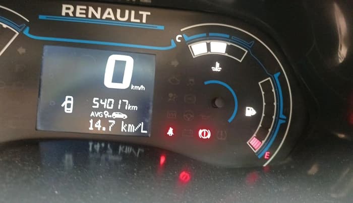 2022 Renault TRIBER RXT, Petrol, Manual, 54,017 km, interior