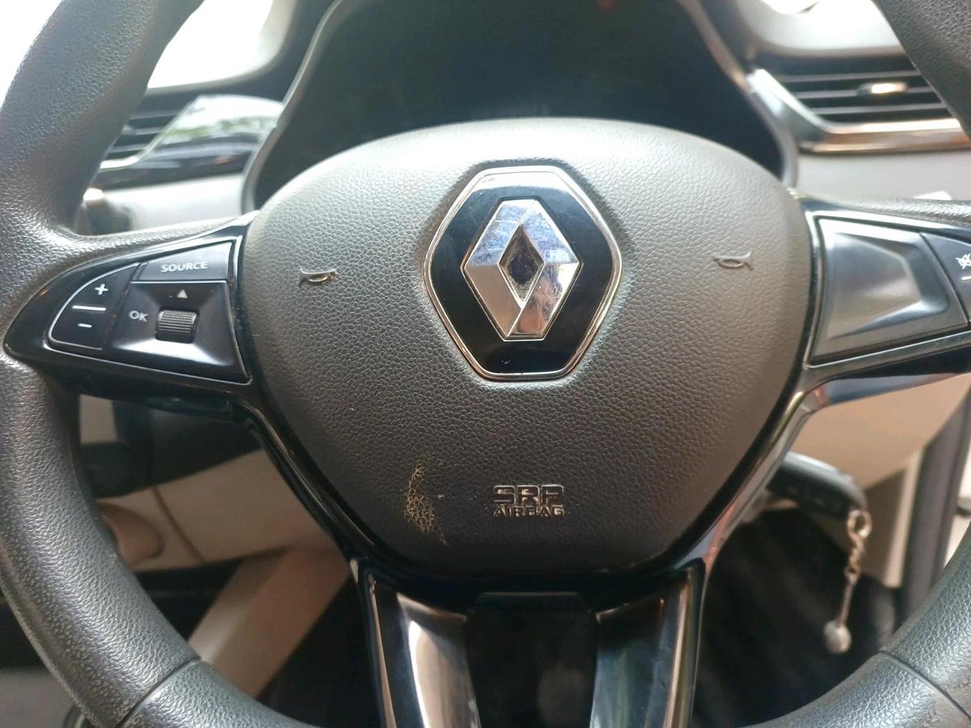 2022 Renault TRIBER RXT, Petrol, Manual, 54,017 km, interior