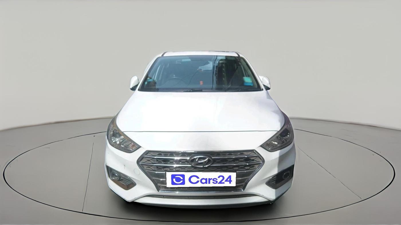 2019 Hyundai Verna 1.6 SX (O) CRDI MT, Diesel, Manual, 1,32,773 km, exterior