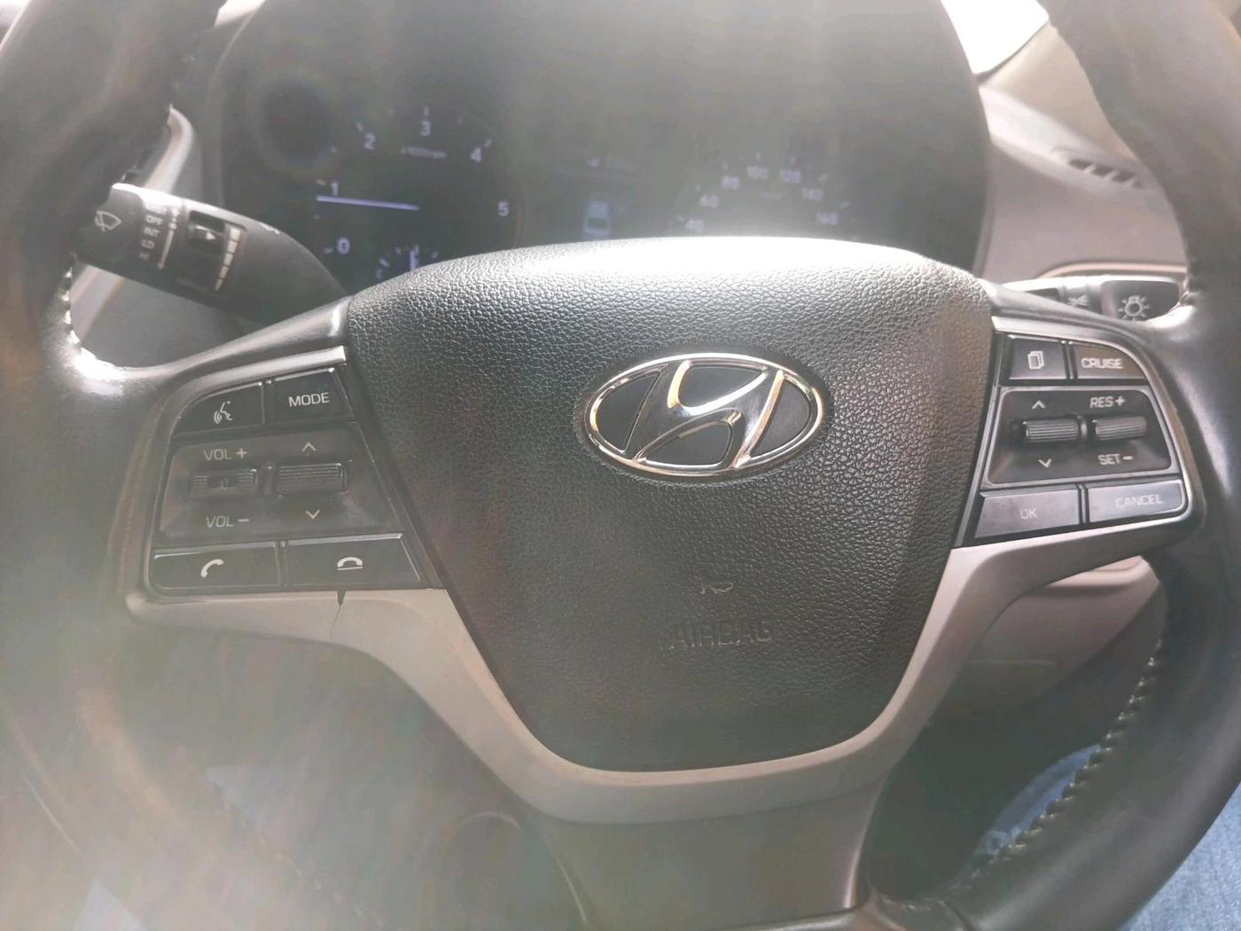 2019 Hyundai Verna 1.6 SX (O) CRDI MT, Diesel, Manual, 1,32,773 km, interior