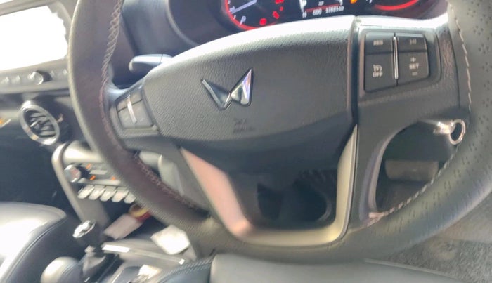 2023 Mahindra Thar LX PETROL HT 4WD AT, Petrol, Automatic, 17,621 km, interior