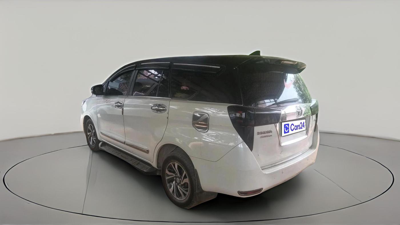 2018 Toyota Innova Crysta 2.4 VX 8 STR, Diesel, Manual, 98,799 km, exterior