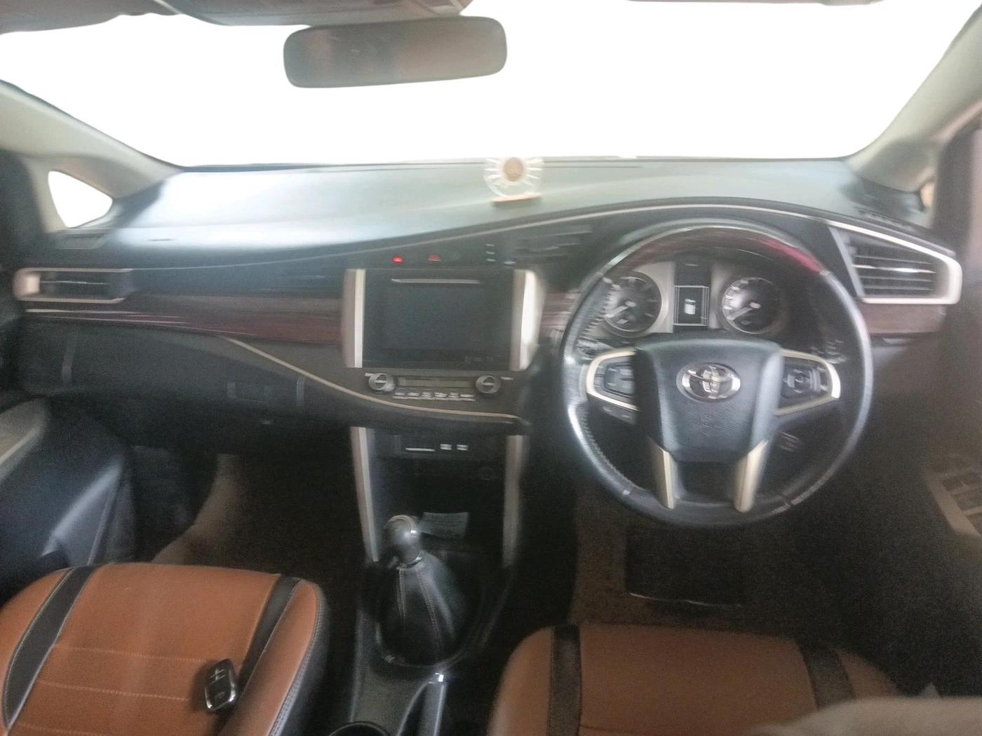 2018 Toyota Innova Crysta 2.4 VX 8 STR, Diesel, Manual, 98,799 km, interior