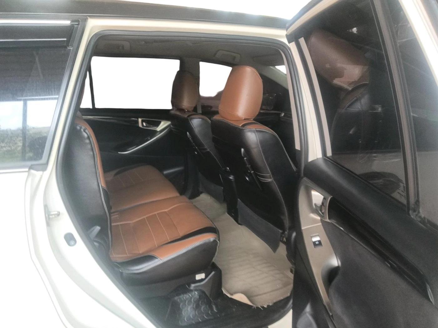 2018 Toyota Innova Crysta 2.4 VX 8 STR, Diesel, Manual, 98,799 km, interior