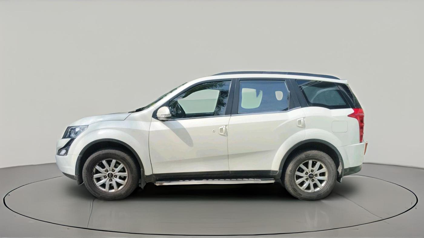 2015 Mahindra XUV500 W10, Diesel, Manual, 59,544 km, exterior