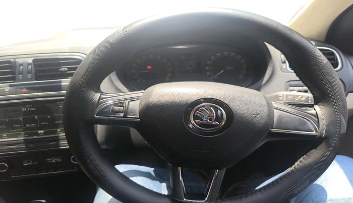 2017 Skoda Rapid STYLE 1.5 TDI AT, Diesel, Automatic, 99,213 km, interior