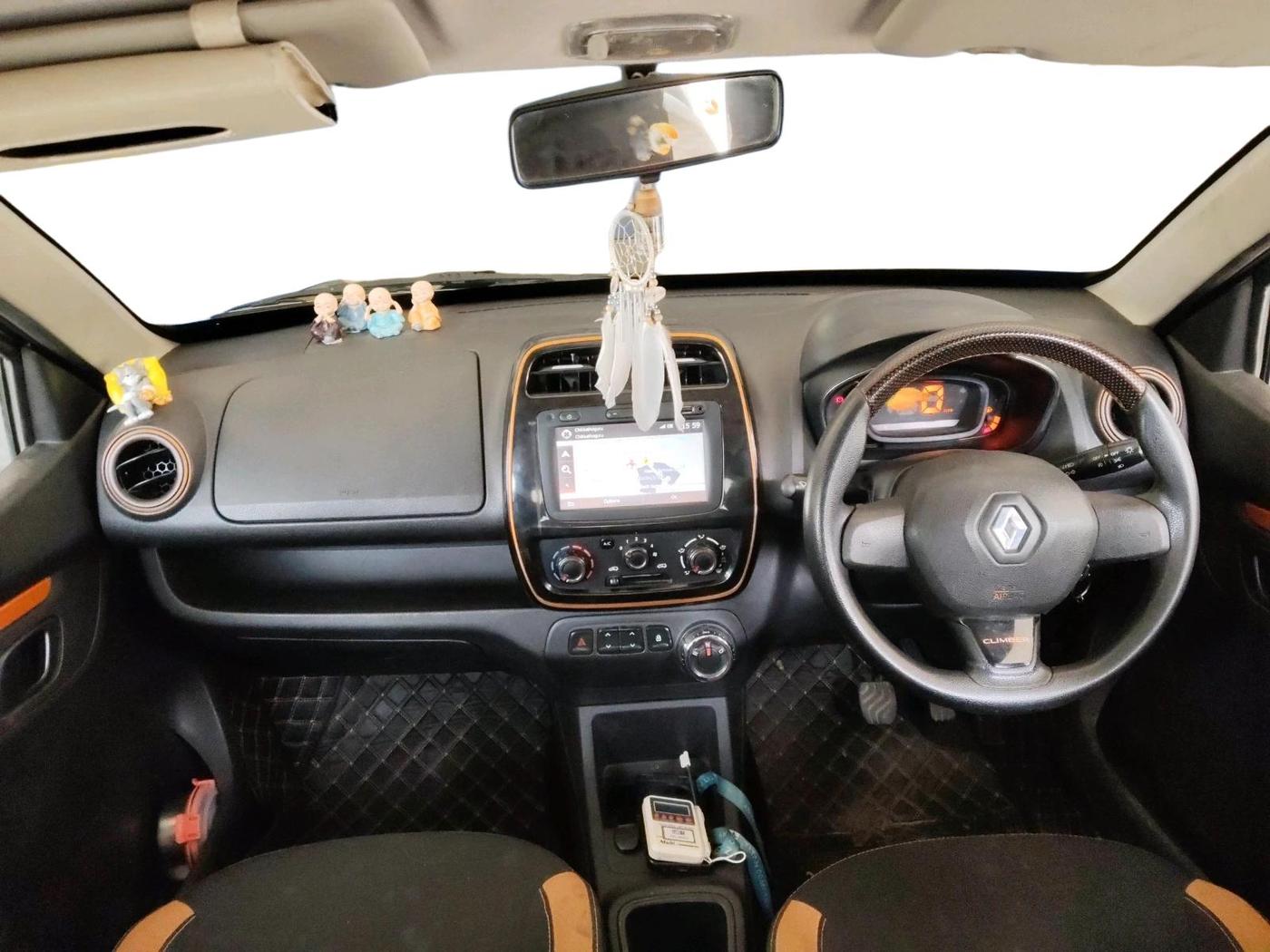 2017 Renault Kwid CLIMBER 1.0 AMT, Petrol, Automatic, 59,285 km, interior