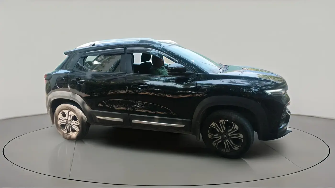 2024 Renault Kiger RXT (O) AMT, Petrol, Automatic, 5,626 km, exterior