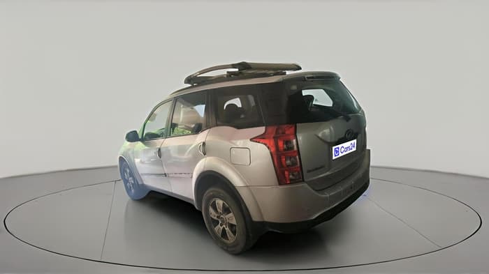 2013 Mahindra XUV500 W8, Diesel, Manual, 1,53,930 km, exterior