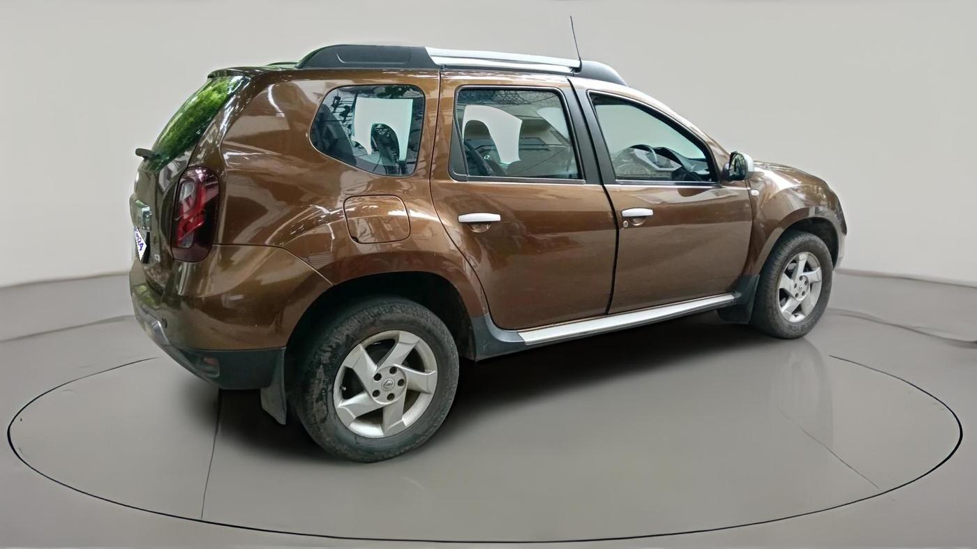 2015 Renault Duster 110 PS RXZ DIESEL, Diesel, Manual, 2,05,963 km, exterior