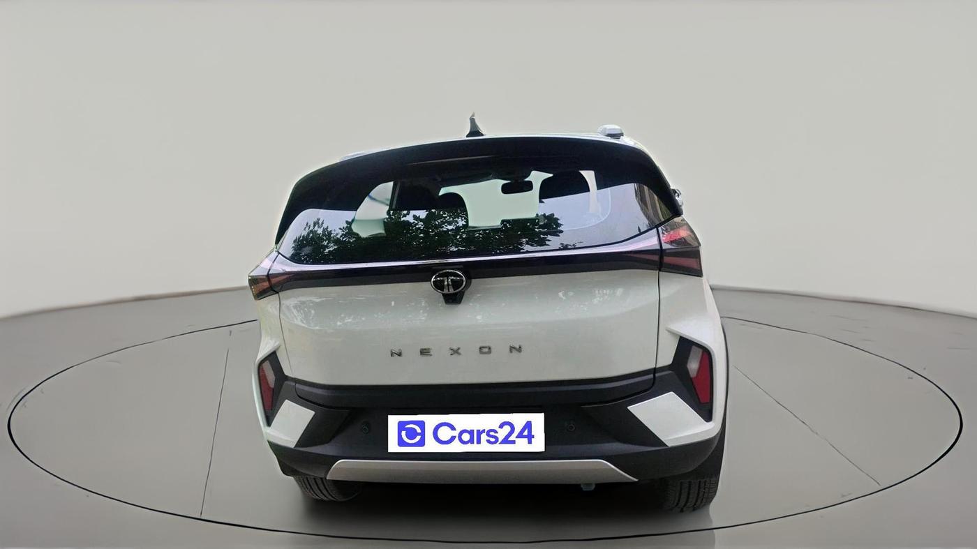 2025 Tata NEXON CREATIVE 1.2 REVOTRON 6MT, Petrol, Manual, 11,557 km, exterior