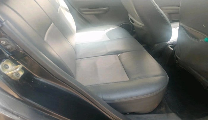 2005 Maruti Swift LXI 1.3, Petrol, Manual, 1,28,529 km, interior