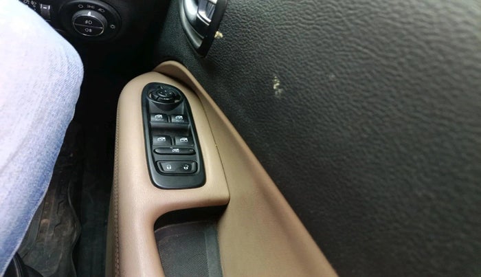 2018 Jeep Compass LONGITUDE 2.0 DIESEL, Diesel, Manual, 70,636 km, interior